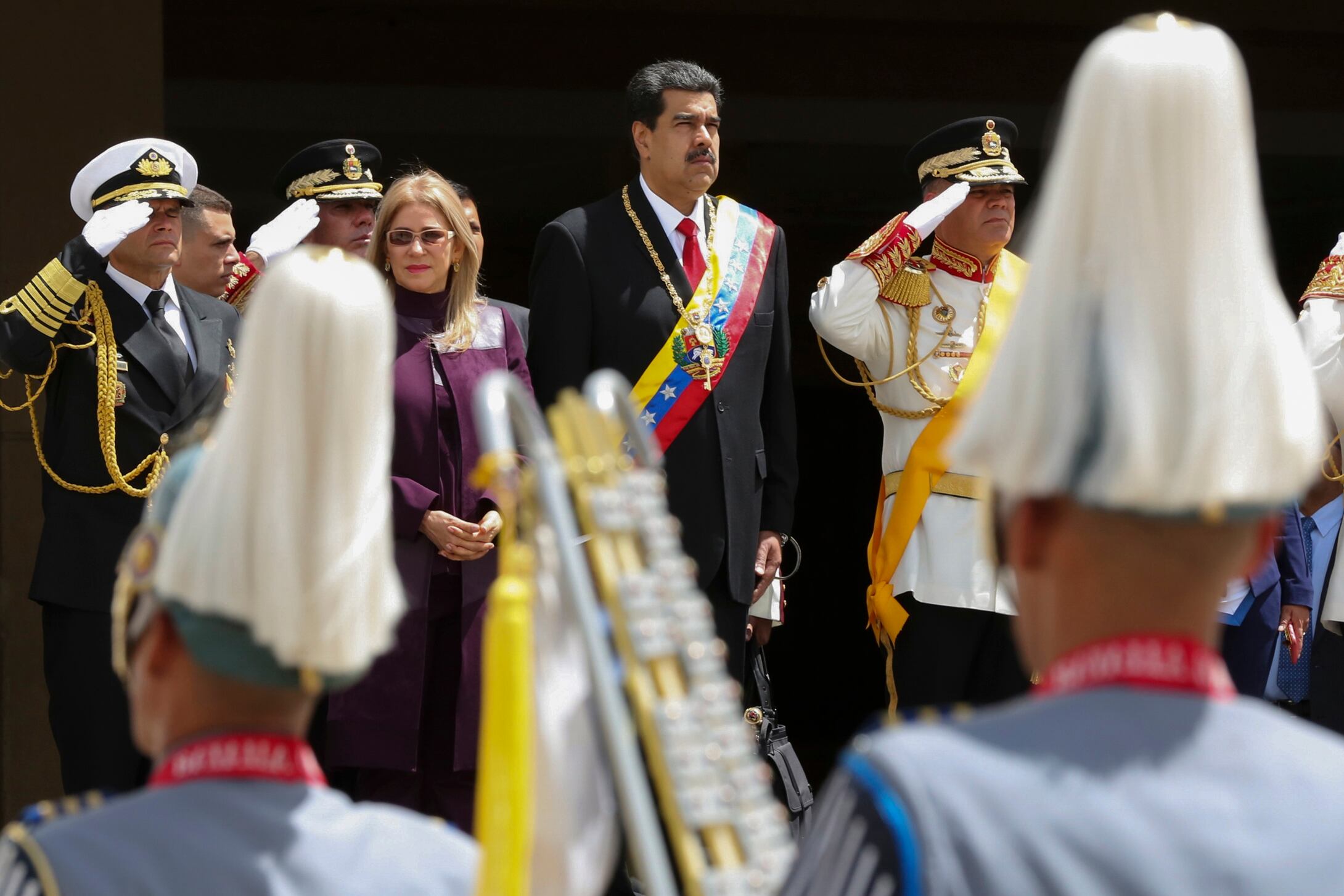 Maduro habló de acercamiento en el acto de ayer por la independencia de Venezuela.