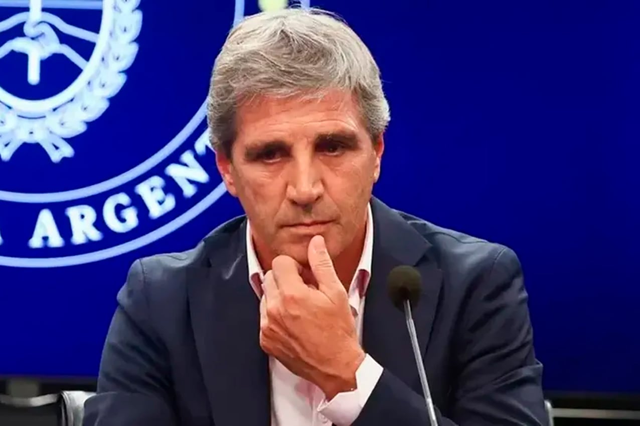 Luis Caputo, ministro de Economía. 