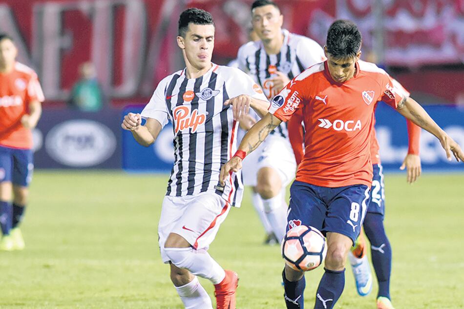 Independiente tuvo un buen rendimiento en Asunción, pero le faltó precisión en la definición.