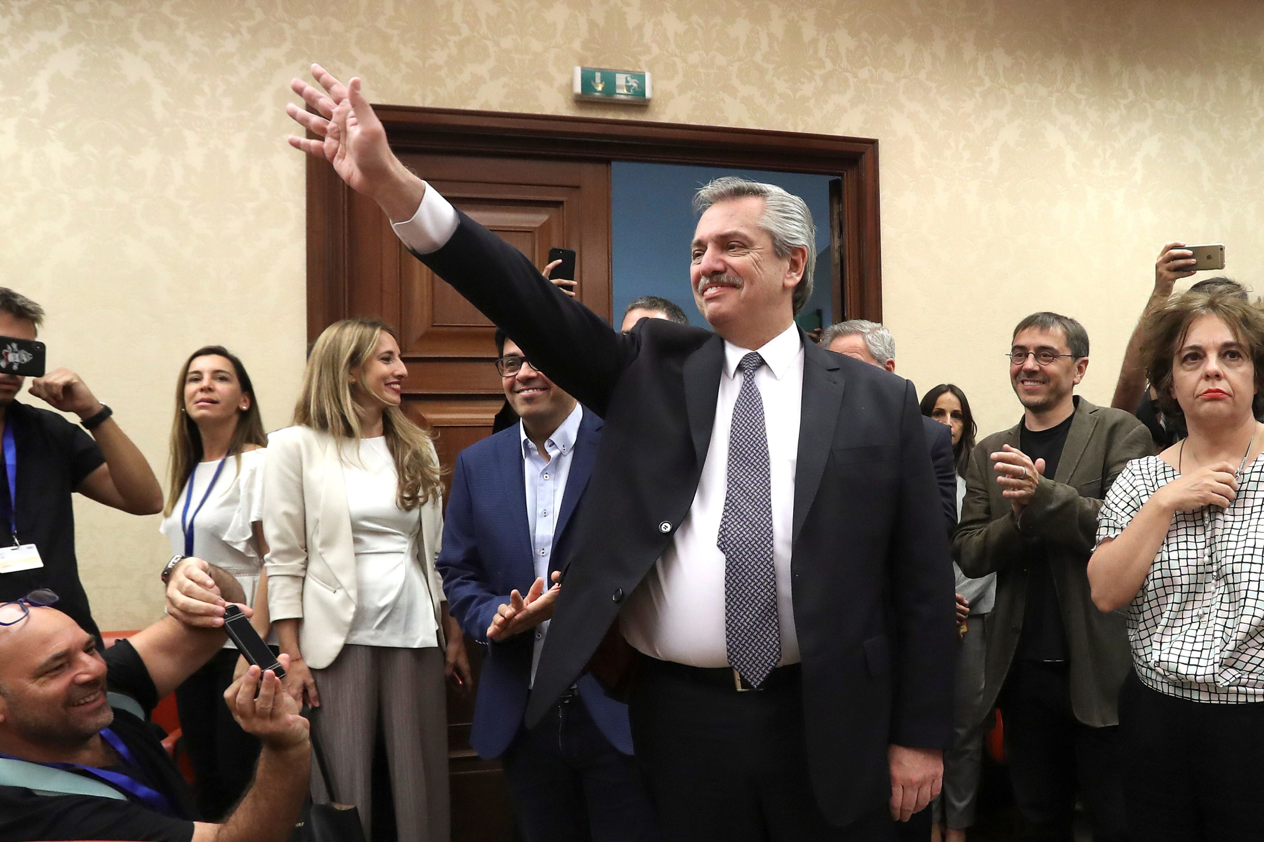 La principal tarea de Alberto Fernández es la construcción de un amplio consenso social.