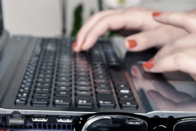 El Ministerio de Educación y el Banco Nación sumaron 10.000 equipos al Programa PC Docentes.