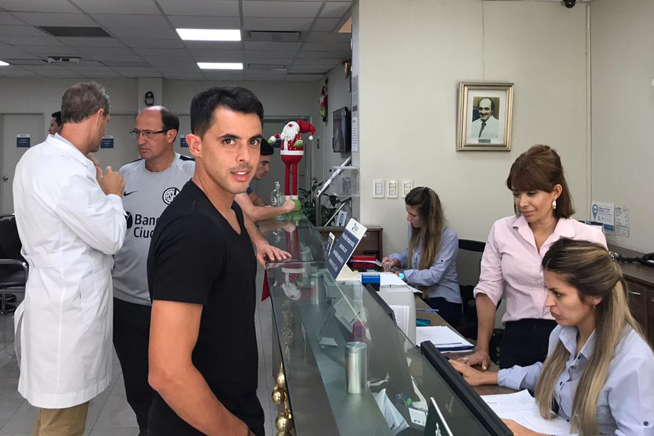 Diego Rodríguez cuando llegó para hacerse los estudios médicos.