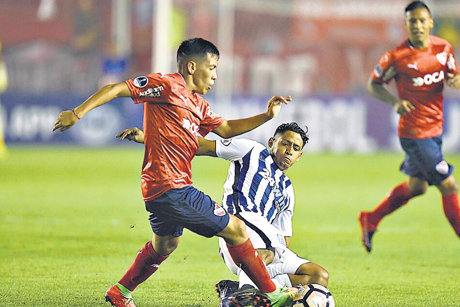 Independiente no pudo romper el 0-0 en su estadio ni con el talento de Barco.