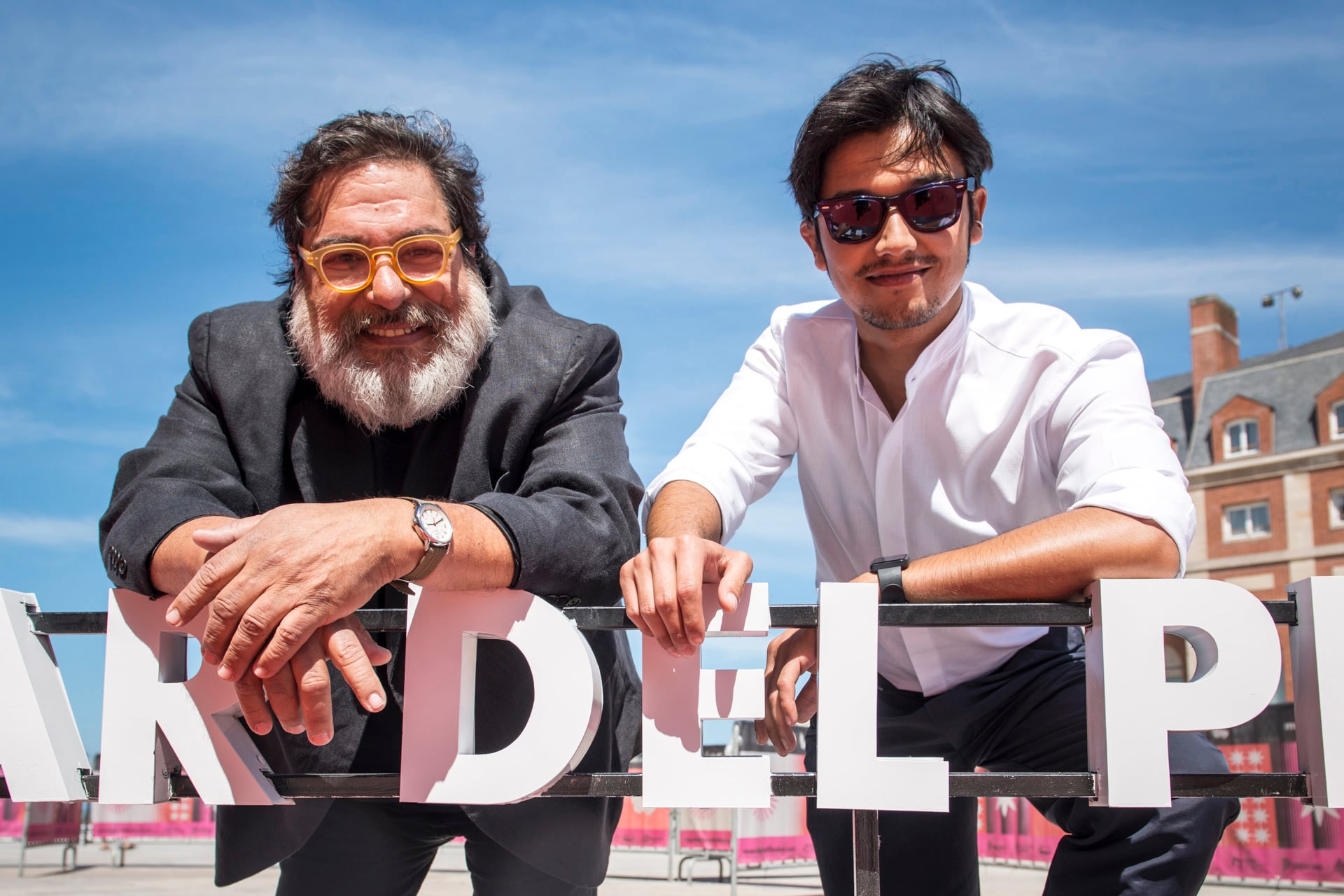 Rodrígo Sepúlveda y el actor Andrew Bargsted en el Festival de Mar del Plata.