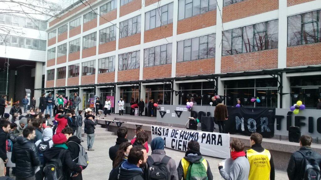 Los investigadores simularon un "remate de la ciencia".