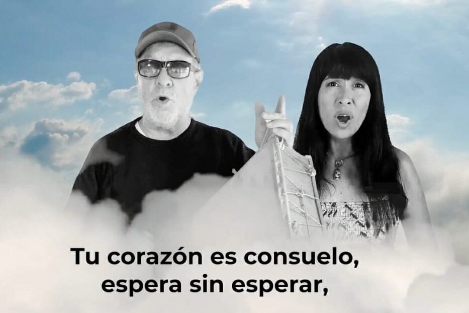 León Gieco y la cantante peruana Miryam Quiñones.