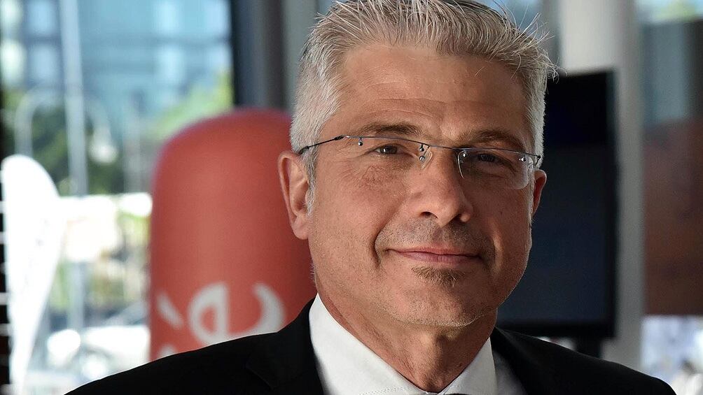 "La falta de recursos humanos capacitados es un problema", sostuvo Candelo.