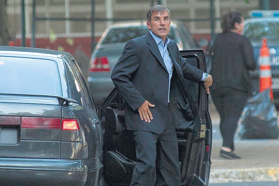 Pollicita actúa en causa de la obra pública y el Memorándum con Irán.