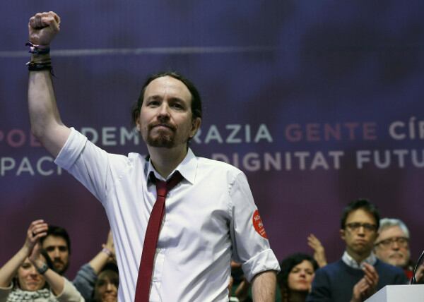 "¡El viento del cambio sigue soplando!", arengó Iglesias en su discurso.