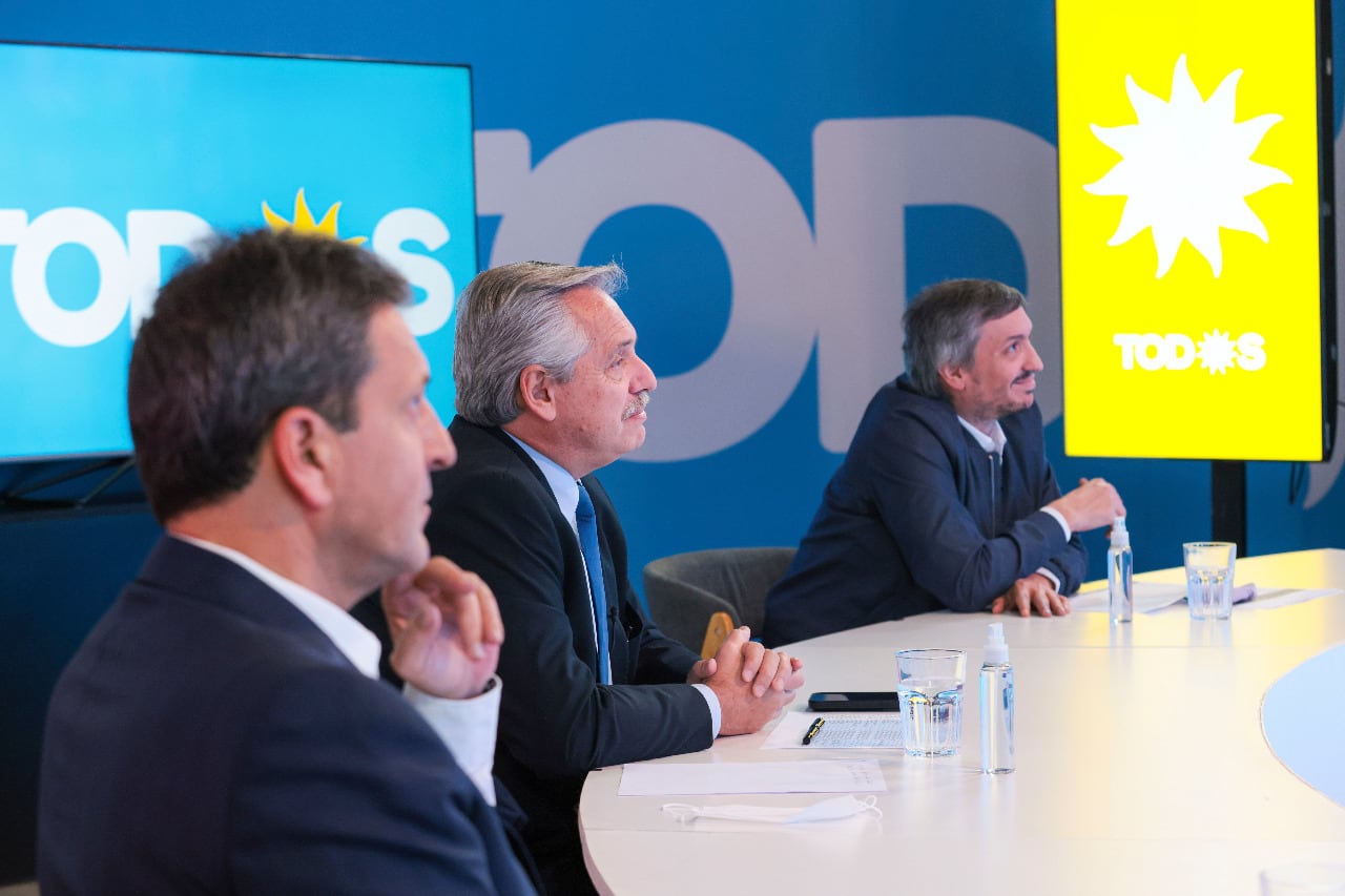 "Hicimos mucho en este tiempo y falta mucho por hacer. Ese es nuestro compromiso", subrayó el primer mandatario.