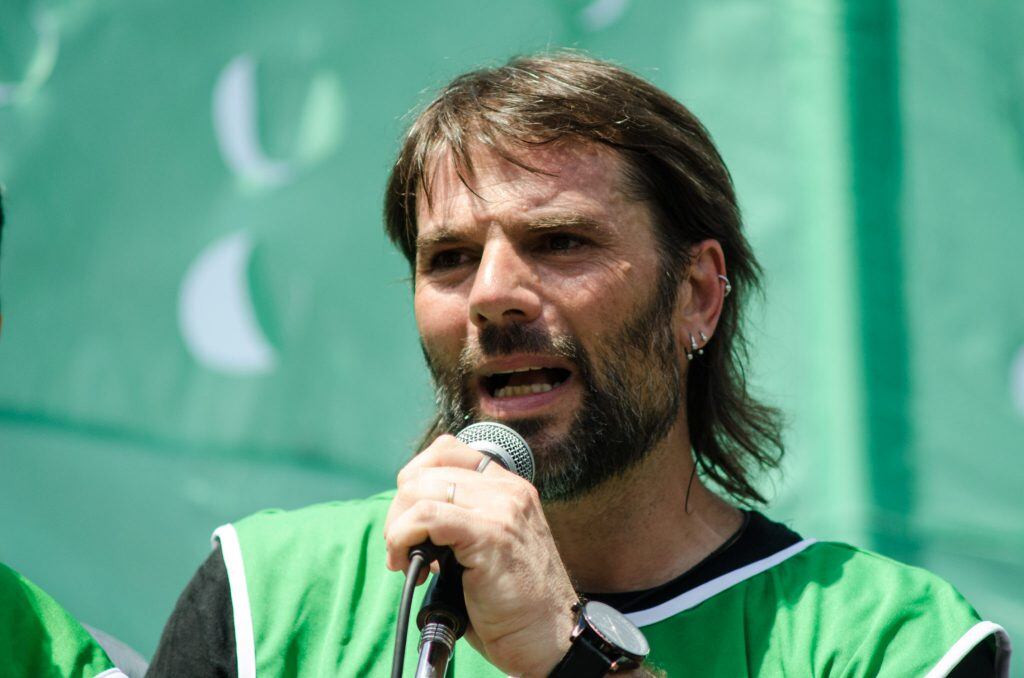 El secretario general de ATE Capital, Daniel Catalano, calificó como "una patada en el estómago" el proyecto del senador Esteban Bullrich, que propone una rebaja salarial para los empleados públicos en el contexto de la pandemia.