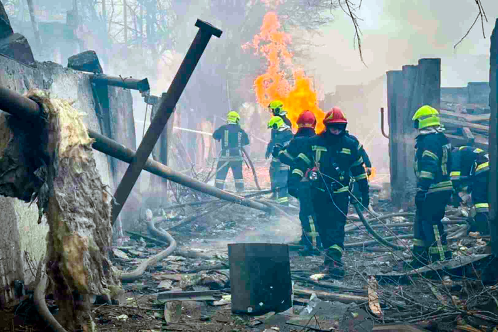 El centro militar de la ciudad de Poltava fue alcanzado por dos potentes misiles.