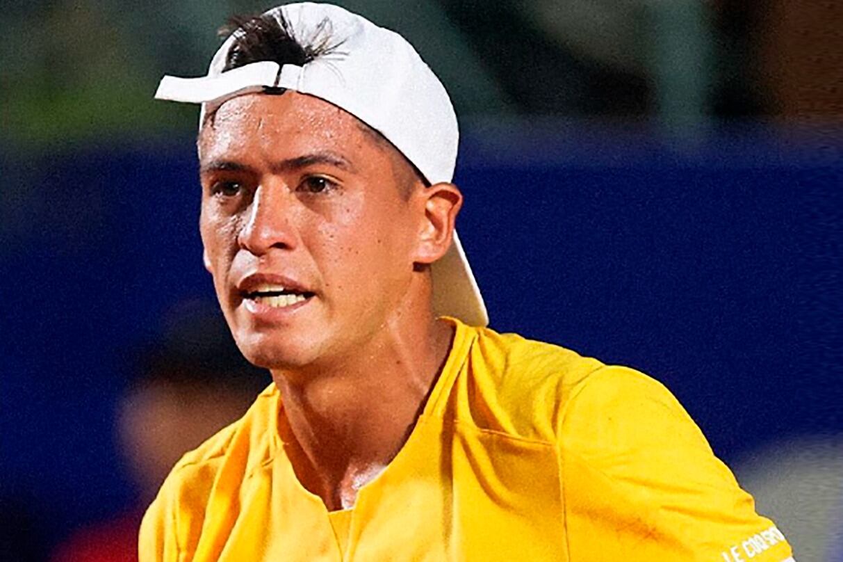 Báez superó al serbio Hamad Medjedovic por 6-4 y 6-2