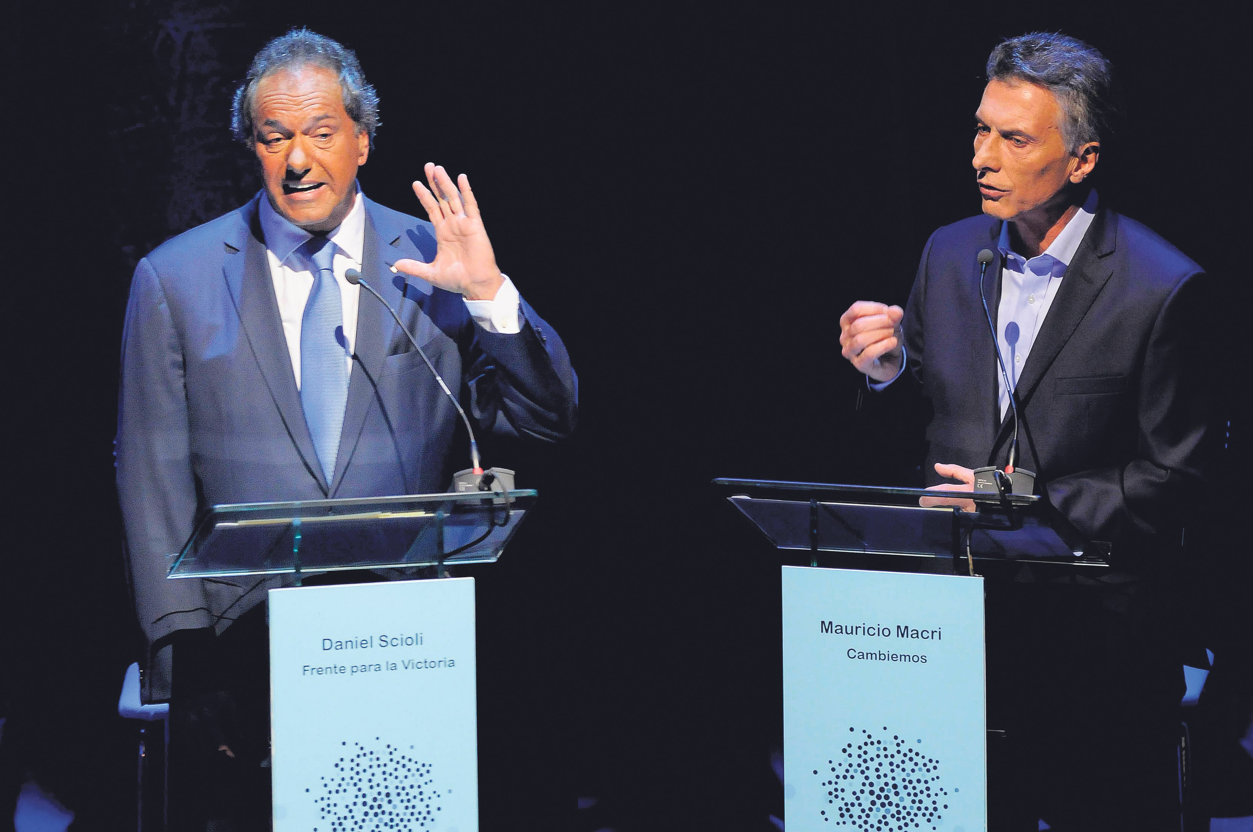 “Estás haciendo de vocero de lo que yo haría que no voy a hacer, ¿no?, de cosas horribles”, le dijo Macri a Scioli.