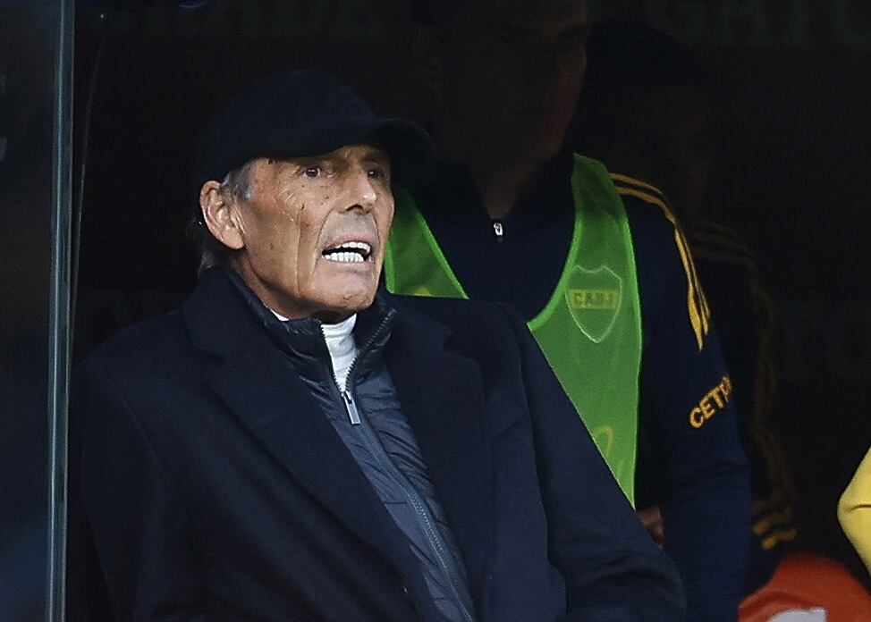 Russo sigue con inconvenientes físicos