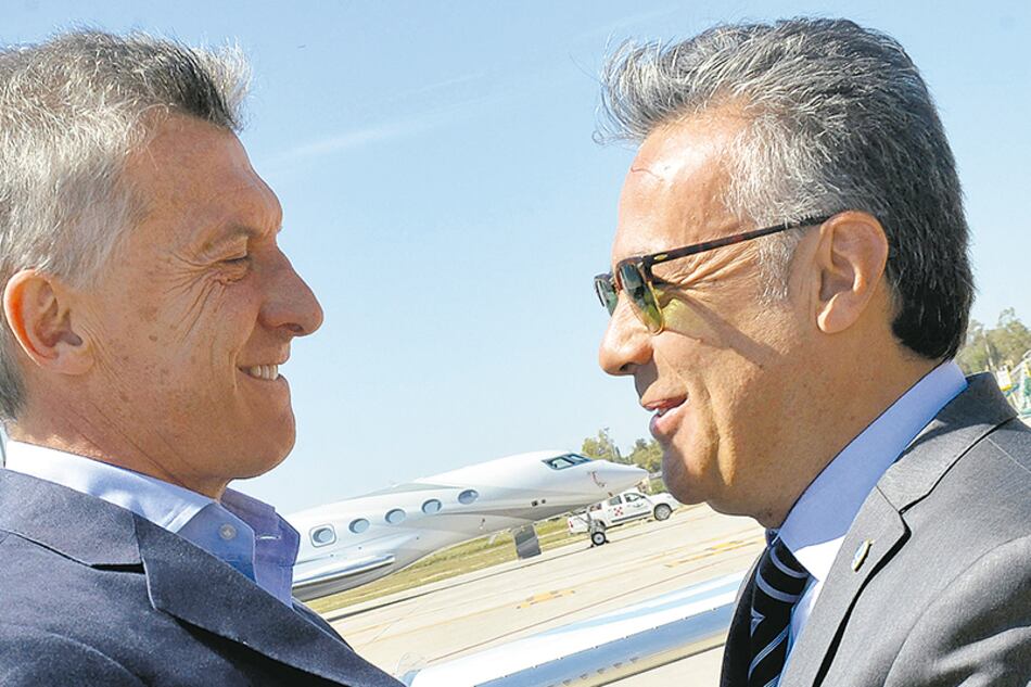 Macri con el titular del radicalismo, Alfredo Cornejo, que filtró un documento muy cuestionador.