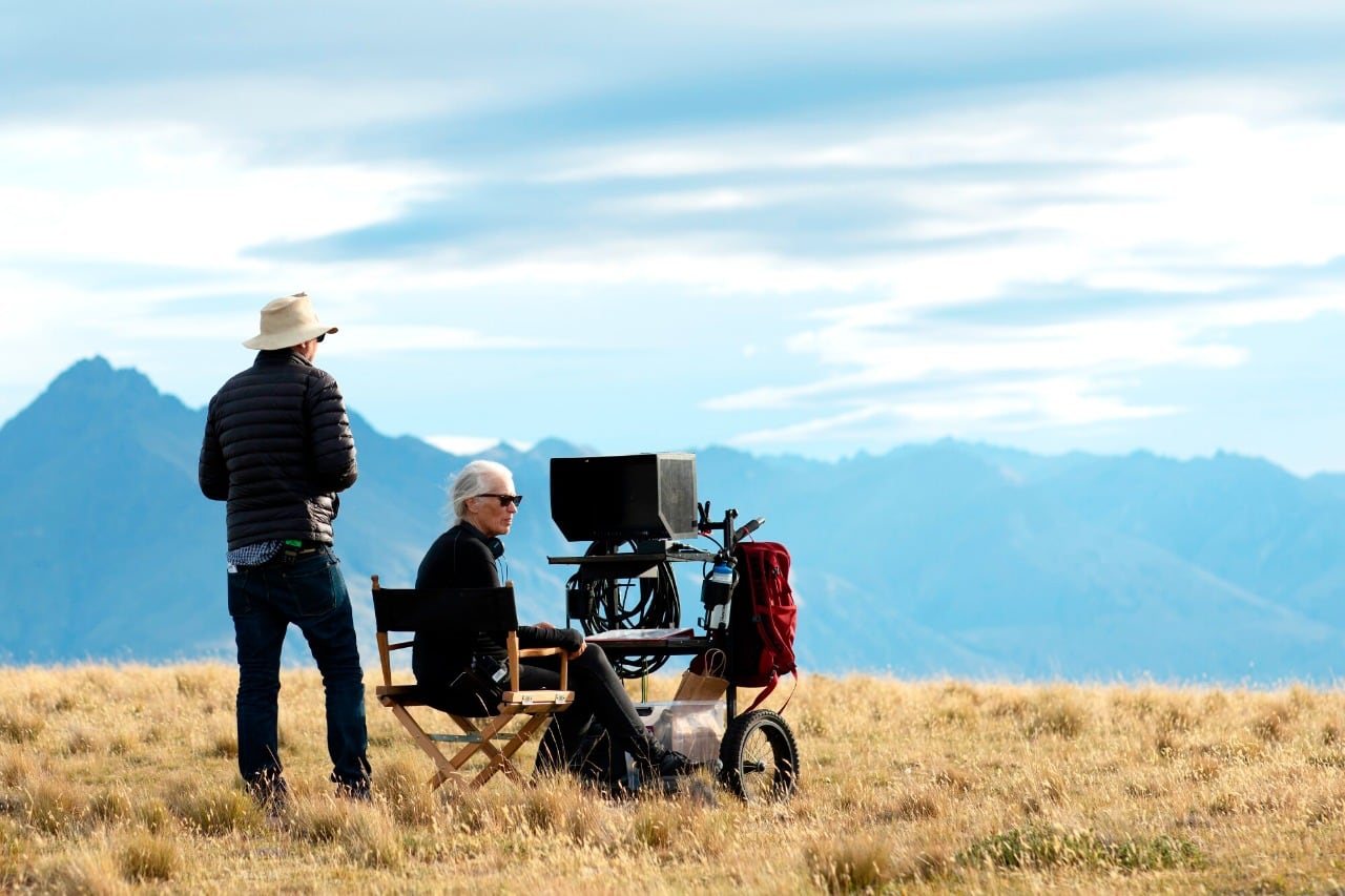Jane Campion en la filmación de "El poder del perro", multinominada al Oscar.