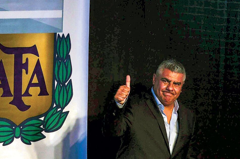 “Inventaron las barras para vivir del fútbol, pero lo vamos a cambiar”, dijo Claudio Tapia.