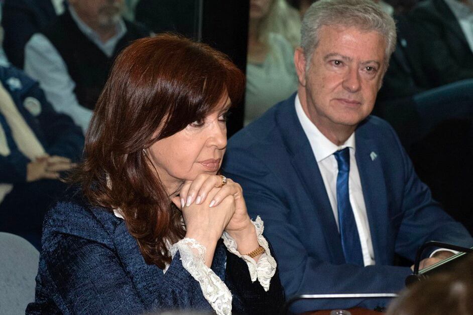 Cristina Kirchner junto a su abogado Carlos Beraldi-