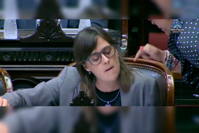 Elisa Carrió en la Cámara de Diputados, en el marco del escándalo por el Protocolo