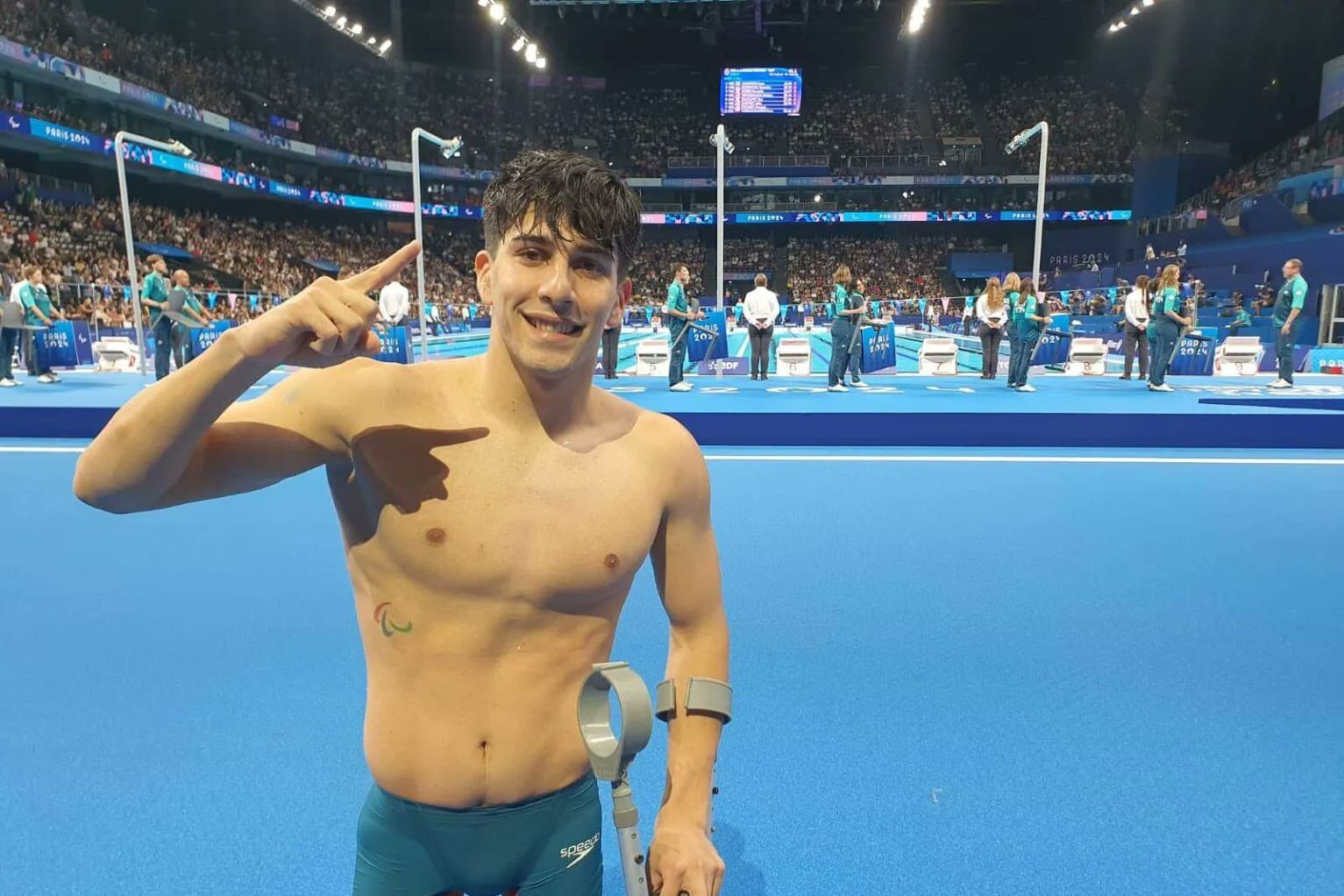Basiloff, festejando la primera medalla para Argentina en los Paralímpicos. Imagen: @ParaDeportesOK.