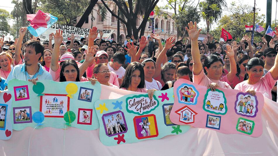 En septiembre, la Iglesia de Paraguay alentó manifestaciones antiderechos.