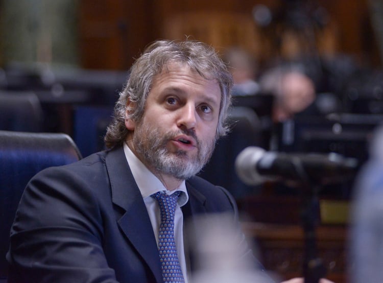 Felipe Miguel durante una presentación en la Legislatura porteña. 