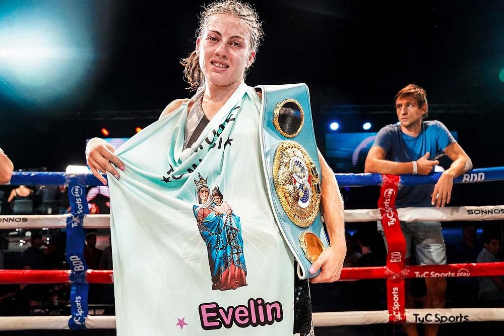 La Princesita Bermúdez superó a la mexicana Enriquez