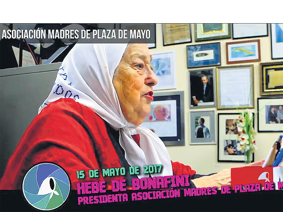 “Me siento honradísima de ser procesada por este Poder Judicial y este gobierno”, dijo Bonafini.