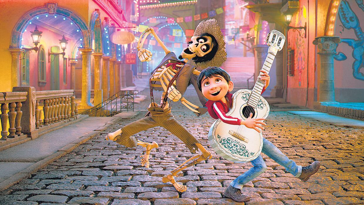 Coco ya ganó el Globo de Oro al Mejor Largometraje Animado y seguro estará nominada al Oscar en el mismo rubro.