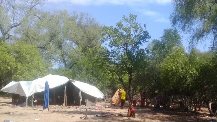 Viviendas de familias wichí en Rancho El Ñato 