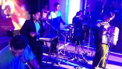 Onda Sabanera volvió al ruedo en 2013 con temas nuevos, además de los éxitos de los 90. 