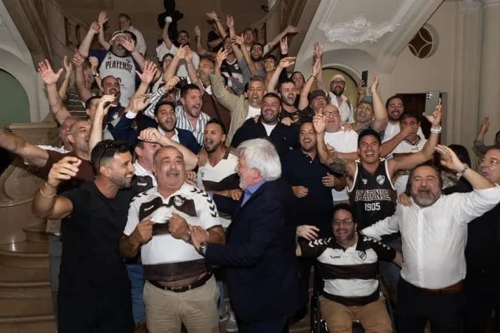 Festejo Calamar en la Legislatura porteña.