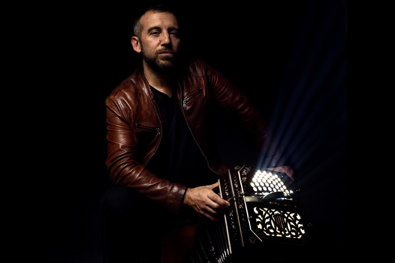 Ragusa recibió la “Beca a la Creación”, que otorga el Fondo Nacional de las Artes.