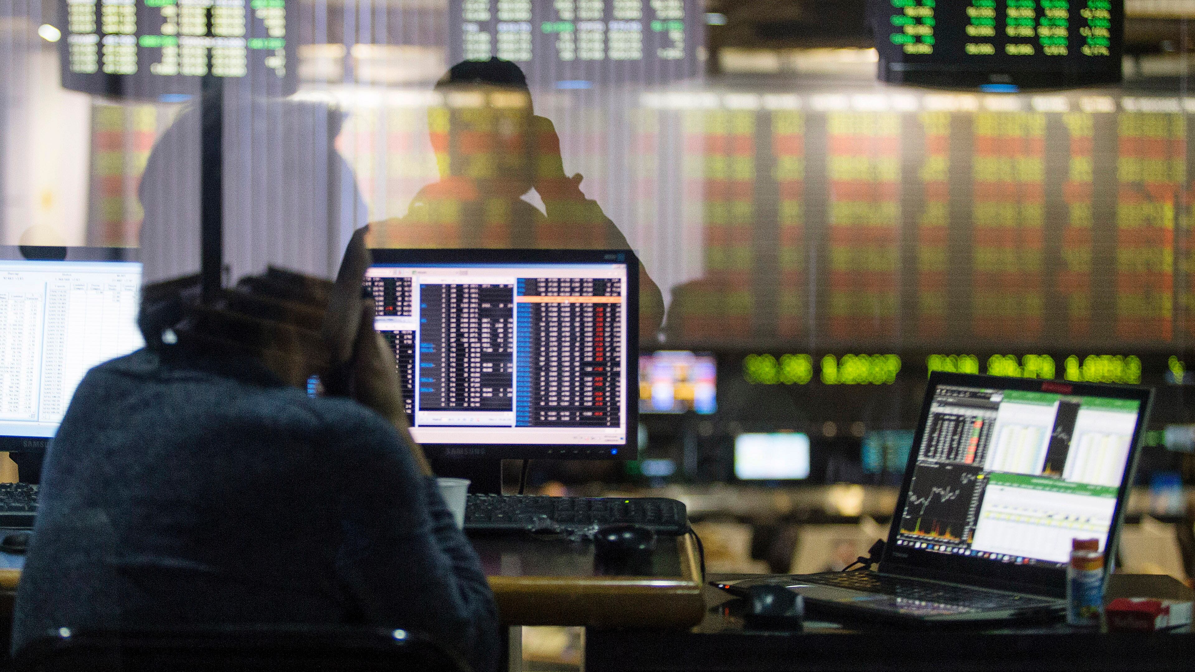 Un nuevo capítulo de la guerra comercial entre Estados Unidos y China impactó de lleno en la plaza bursátil local.