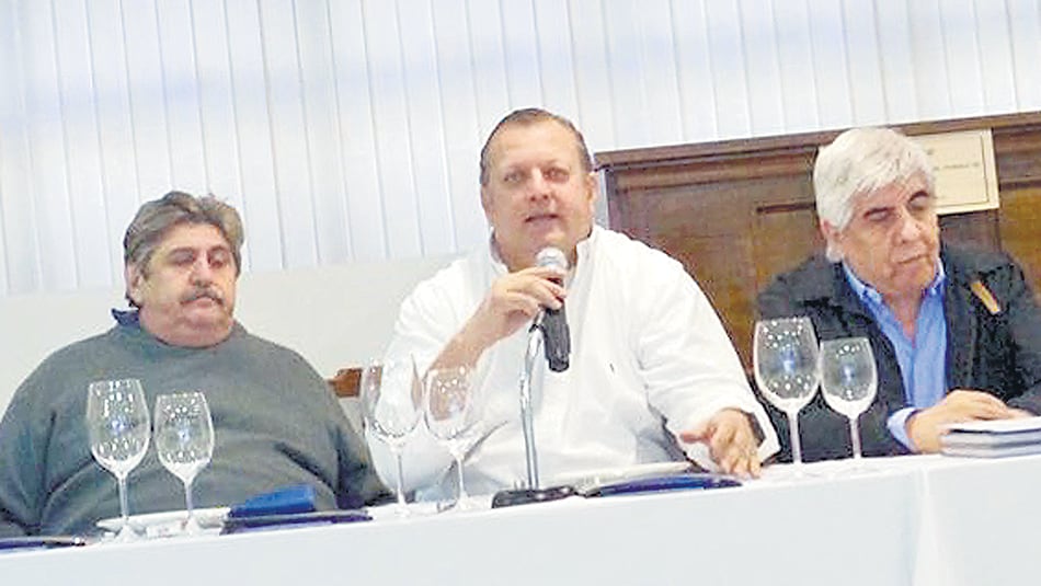 Los sindicalistas Ricardo Pignanelli, Pablo Biró y Hugo Moyano.