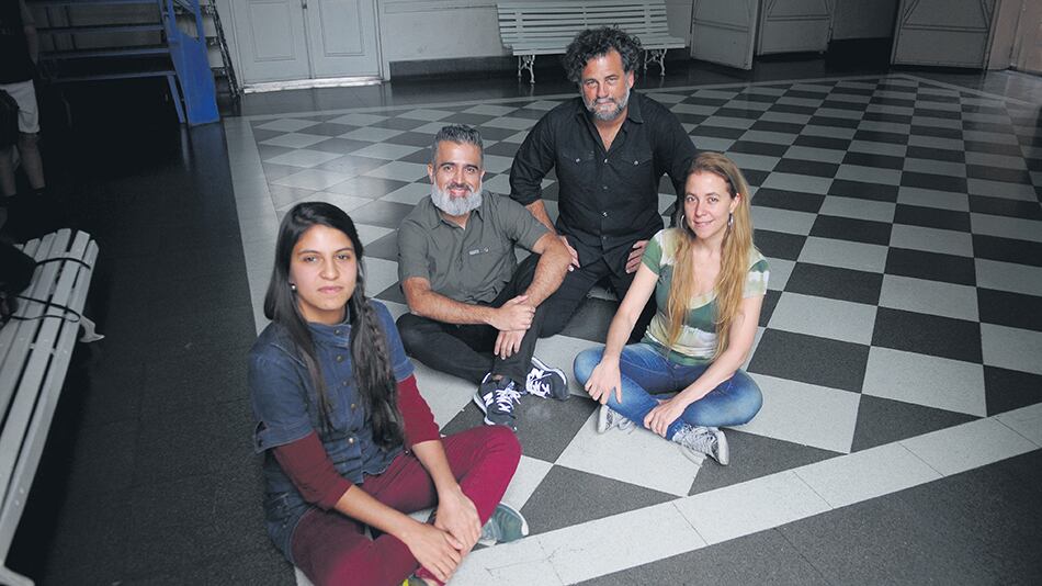 Cecilia Cisneros, Víctor Cruz, Ulises de la Orden y Malena Moffat son algunos de los realizadores que presentan sus obras.