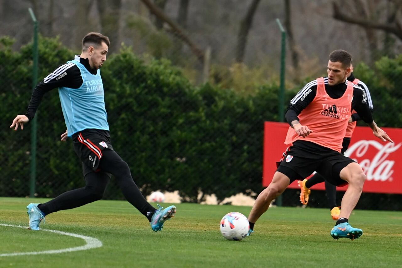 Paradela y Zuculini se entrenaron en Ezeiza