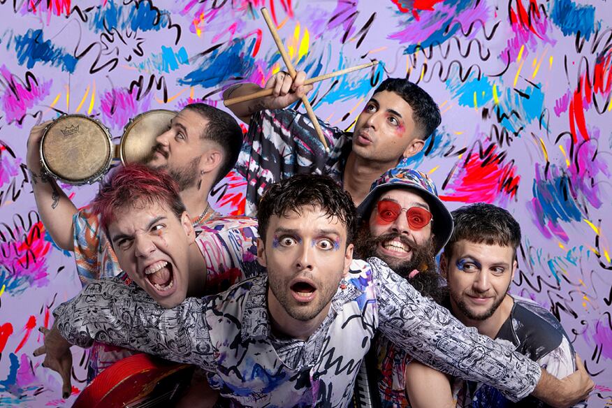 Alan Sutton y las Criaturas de la Ansiedad llevan sus canciones intrépidas, su sátira social y su despliegue performático a Art Media este viernes