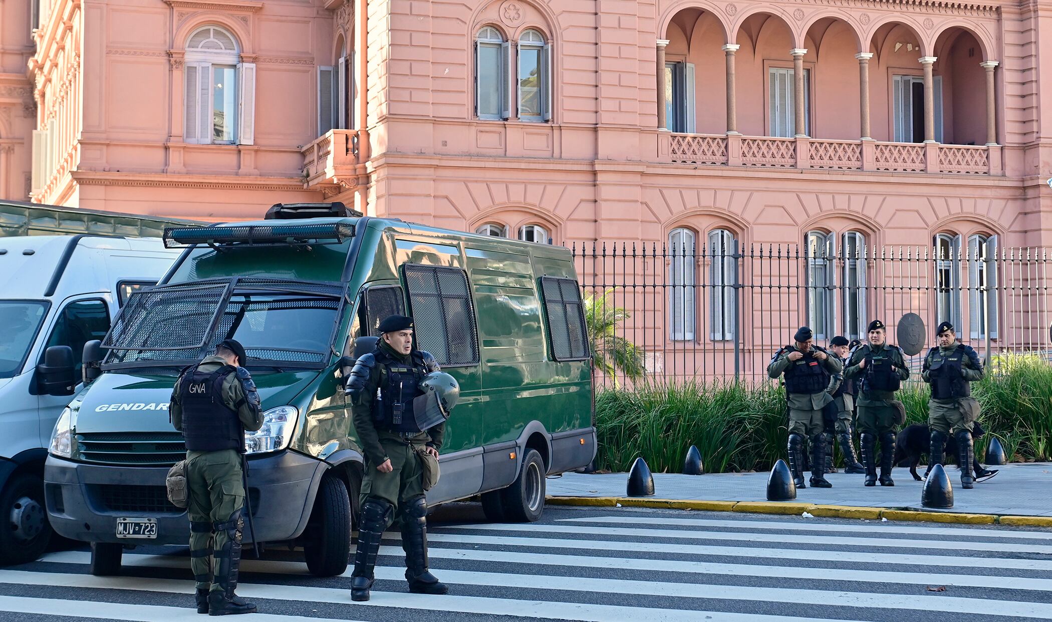 Gendarmería, custodiando la Casa Rosada