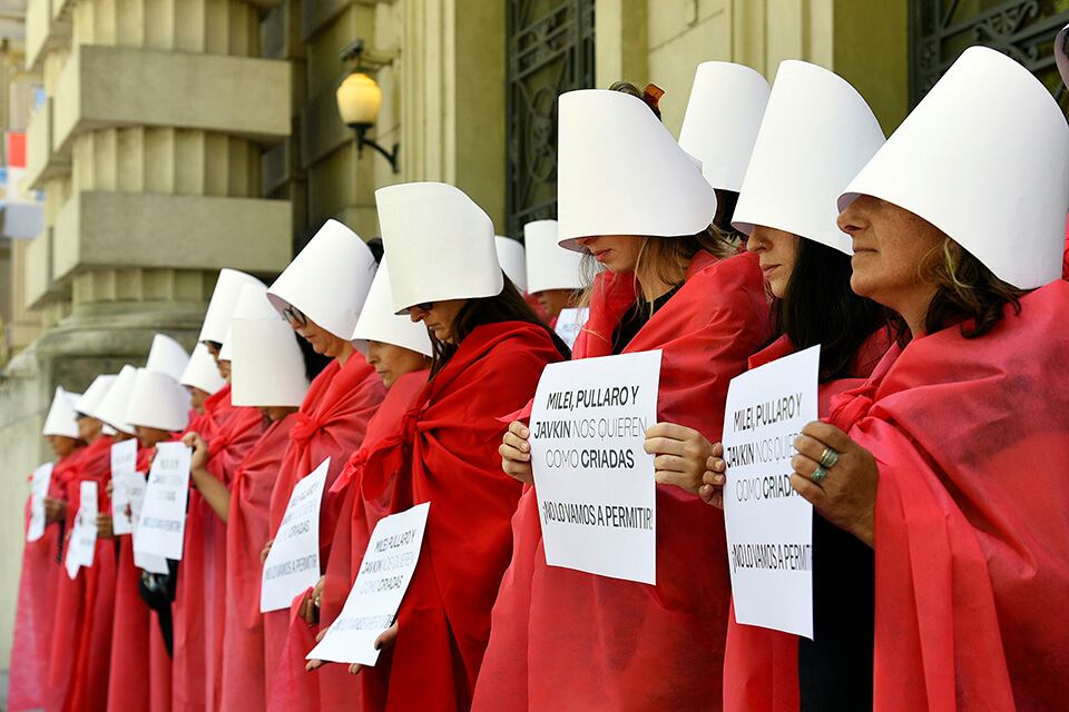 Una acción frente a la delegación del Gobierno de Santa Fe.