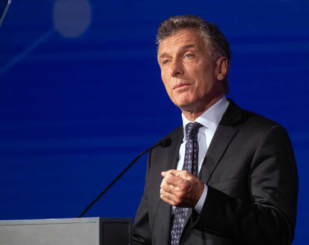 Macri y sus explicaciones sobre el envío de armas a Bolivia.