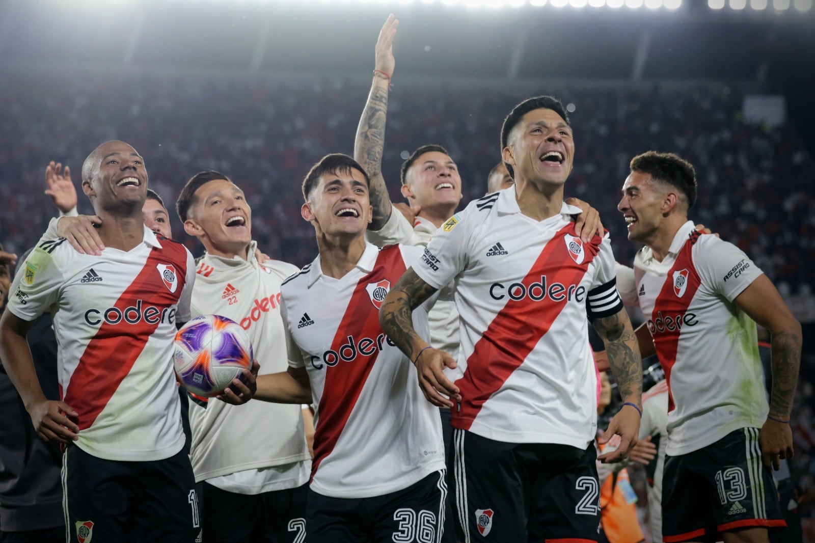 Los jugadores de River en pleno festejo