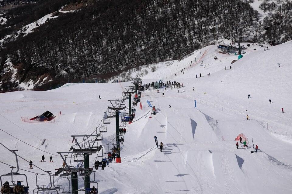 La joven se accidentó practicando en un espacio para gente experta en esquí.