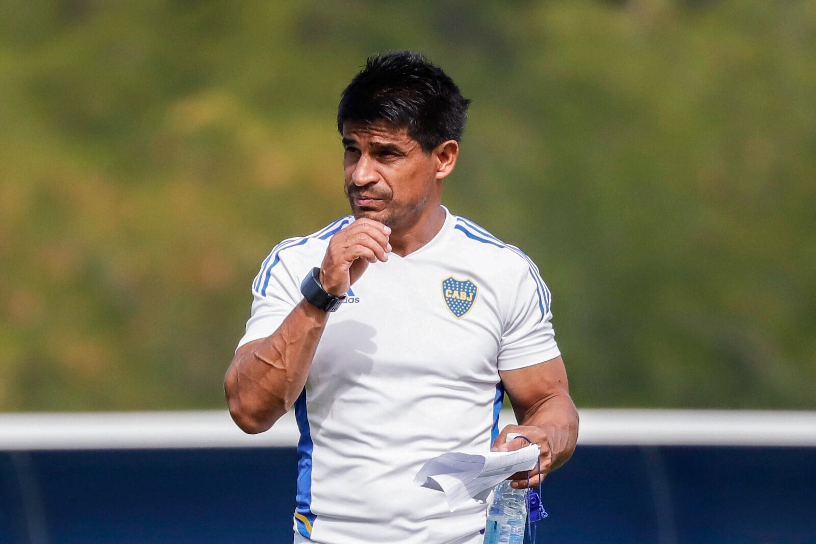 Ibarra está preocupado por el presente de Boca pero confía en que recuperará el equipo