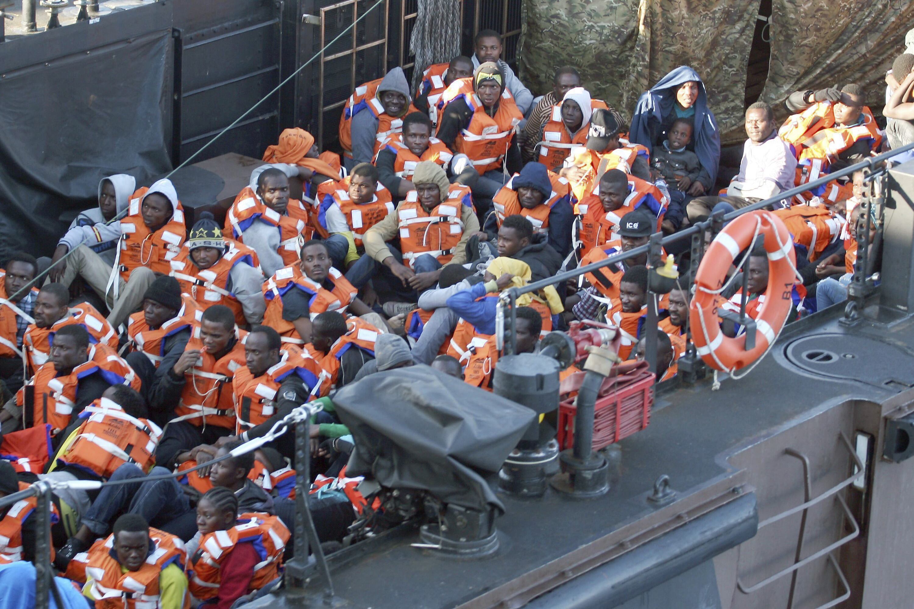 La cifra de migrantes muertos en el mar camino a Europa se duplicó el año pasado.