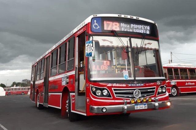 Choferes de la línea 178 no prestan servicio tras un intento de robo y tiroteo en una unidad. Foto: Facebook 