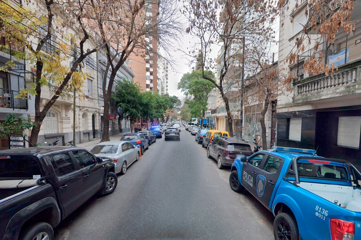 Las personas fueron encontradas desmayadas dentro de un inmueble en Julián Álvarez al 2300