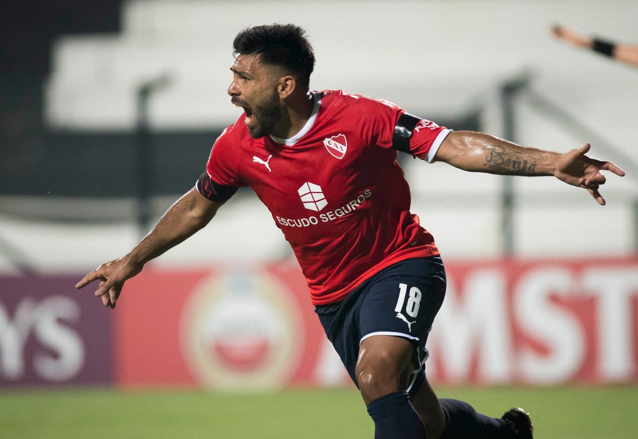 Romero, capitán y goleador del Rojo.