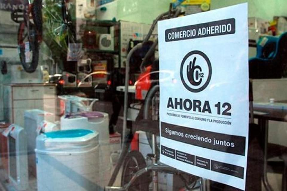 El Gobierno oficializó la prórroga de Ahora 12 hasta el 31 de marzo.
